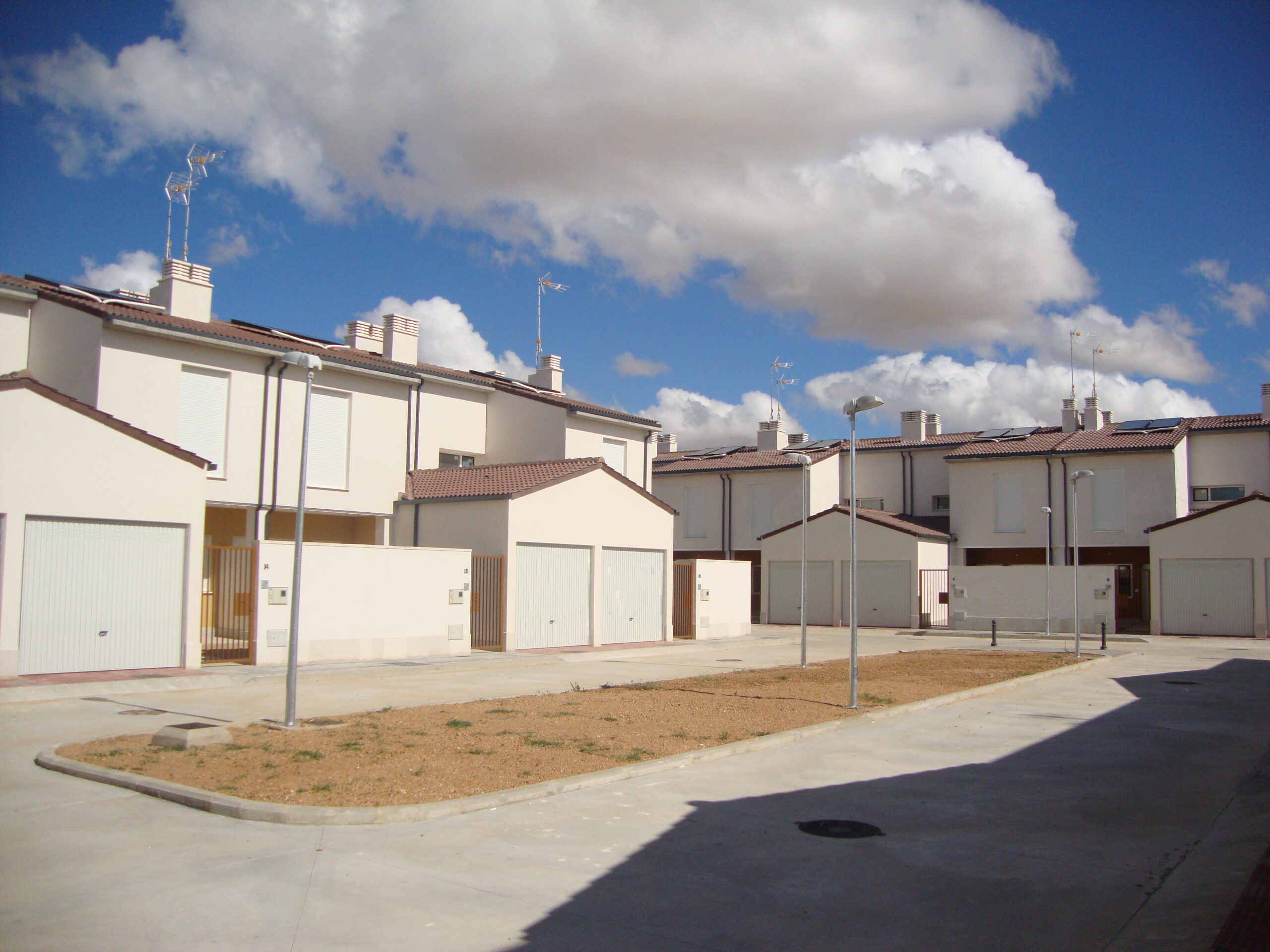 16 viv. en Pozaldez (Valladolid)